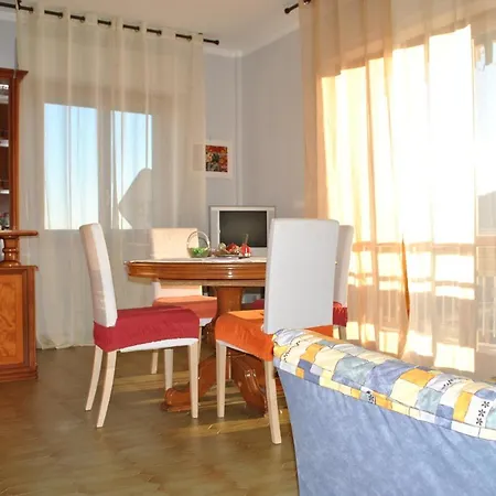 La Primula Apartment Ceparana